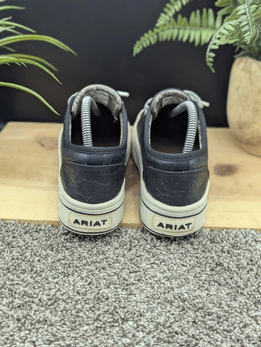 Ariat Skylar II Women's Size 9B Platform Casual Comfort Shoes
